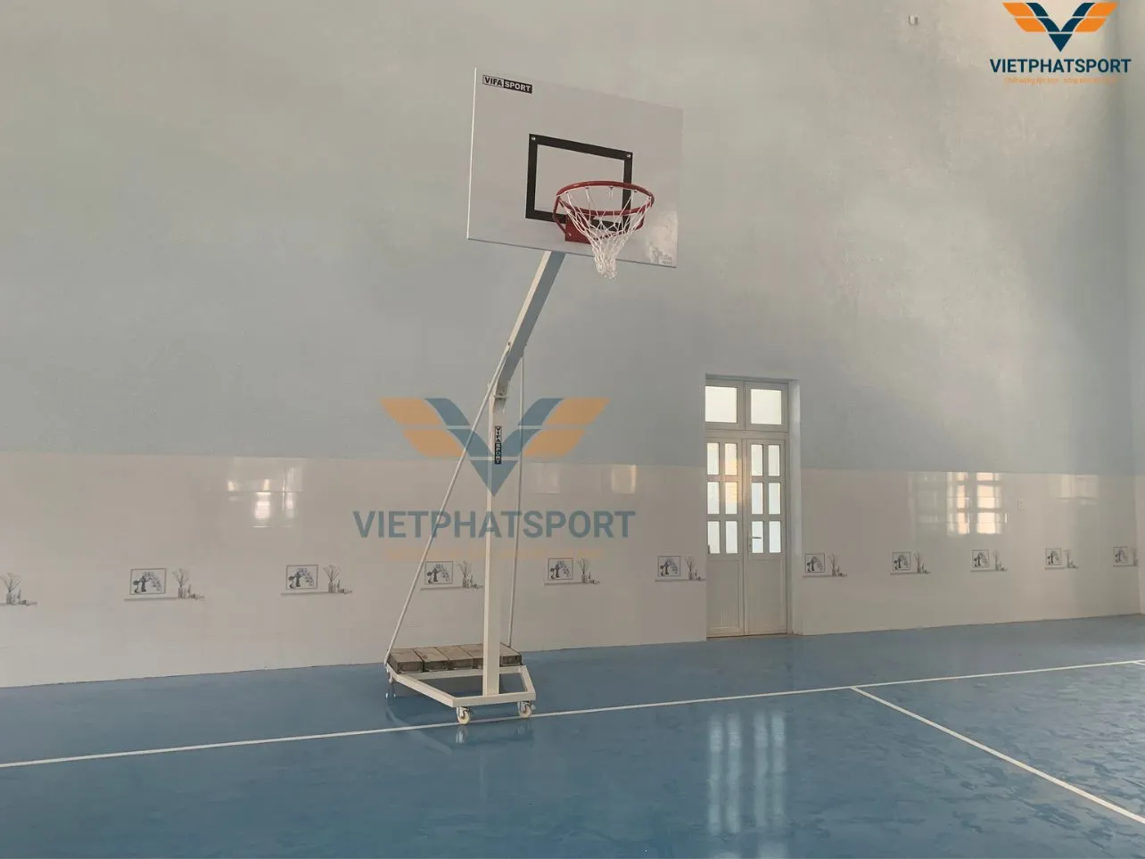 Trường THPT Thanh Tuyền, Bình Dương mua sắm thiết bị thể thao cho nhà thi đấu đa năng