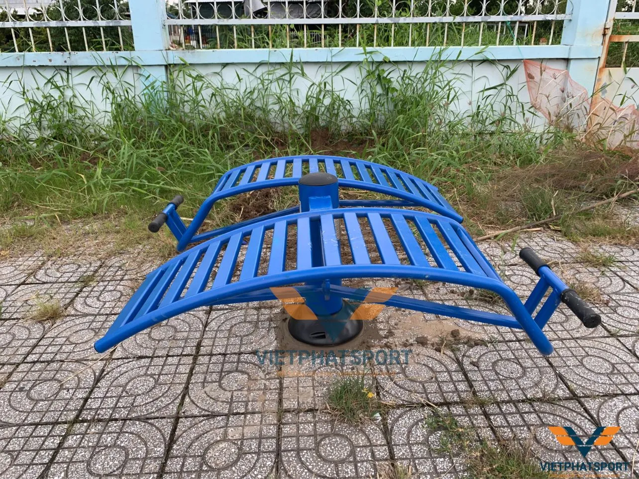 Việt Phát Sport được UBND xã Thông Lạc - Cà Mau tin tưởng chọn làm nhà thầu cung cấp thiết bị thể dục ngoài trời