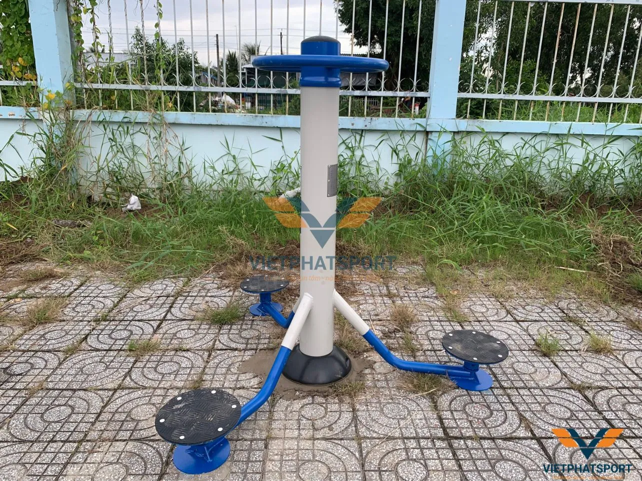 Việt Phát Sport được UBND xã Thông Lạc - Cà Mau tin tưởng chọn làm nhà thầu cung cấp thiết bị thể dục ngoài trời