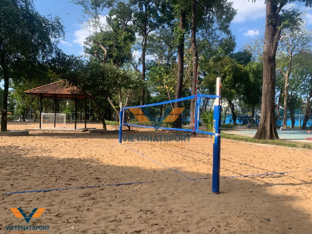 Việt Phát Sport hoàn thành thi công sân và lắp đặt các dụng cụ thể thao bãi biển cho công viên Lê Văn Tám, Quận 1, TP. HCM
