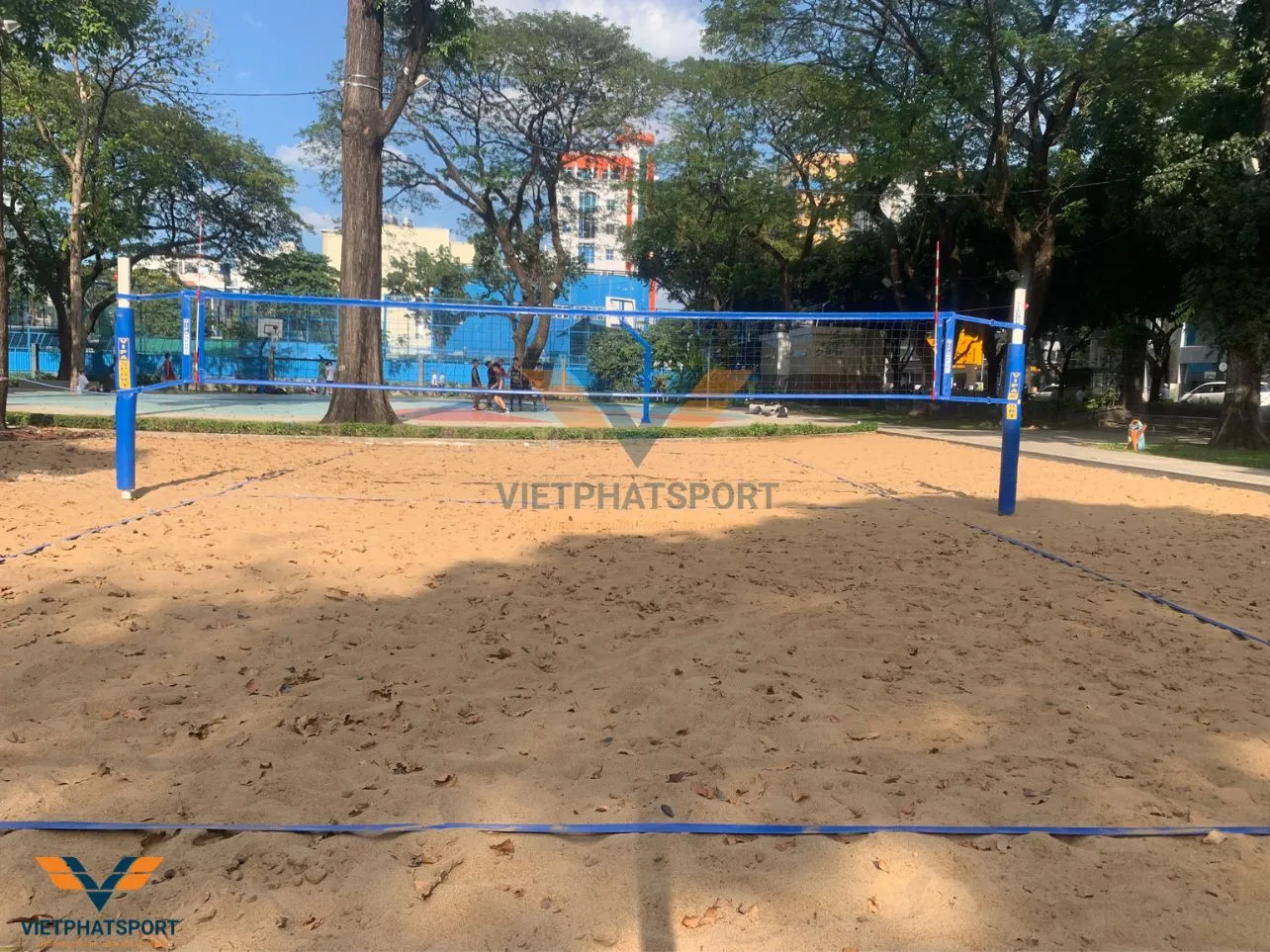 Việt Phát Sport hoàn thành thi công sân và lắp đặt các dụng cụ thể thao bãi biển cho công viên Lê Văn Tám, Quận 1, TP. HCM