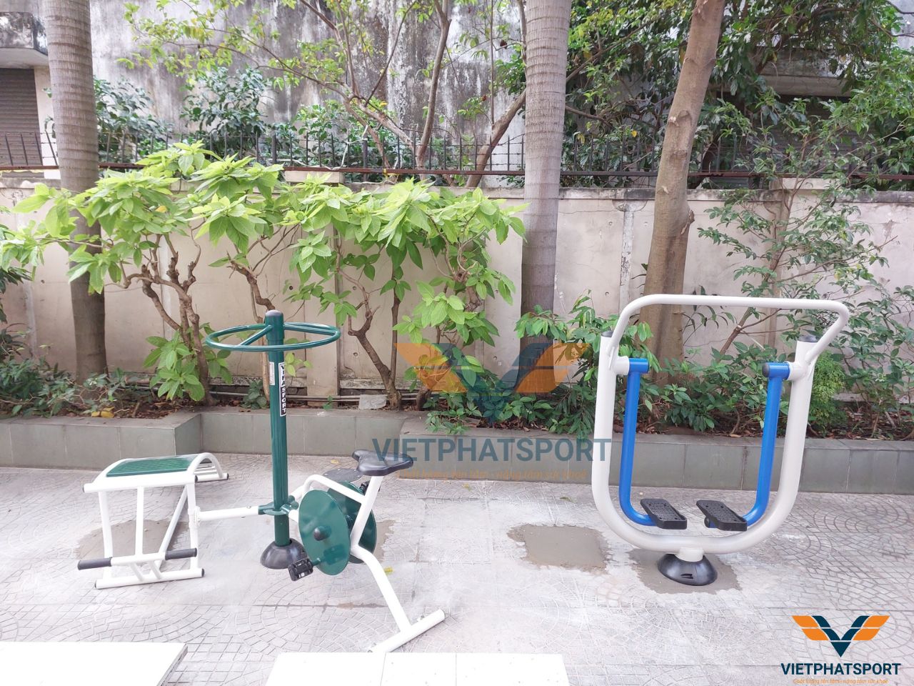 Hoàn thành lắp đặt dụng cụ thể dục ngoài trời tại Chung cư ACB, TP. HCM