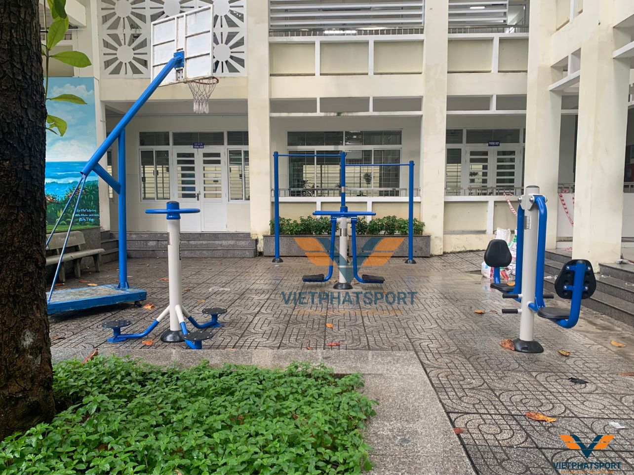 Lắp đặt dụng cụ thể thao ngoài trời tại Trường THCS Châu Thành, Vũng Tàu