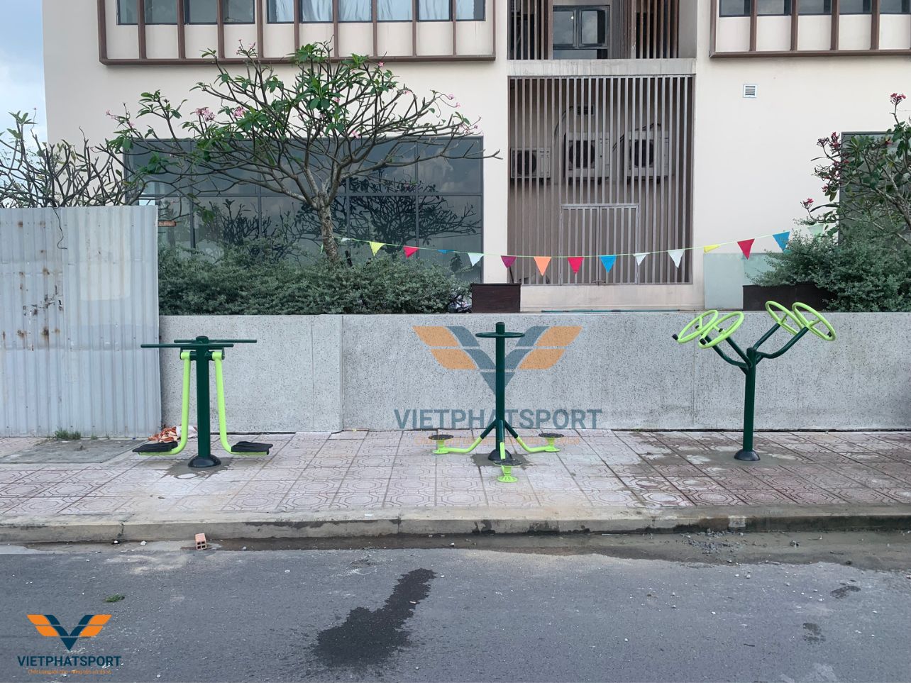 Sở VHTT&DL tỉnh Bình Thuận đầu tư dụng cụ thể thao ngoài trời cho 4 xã trên địa bàn