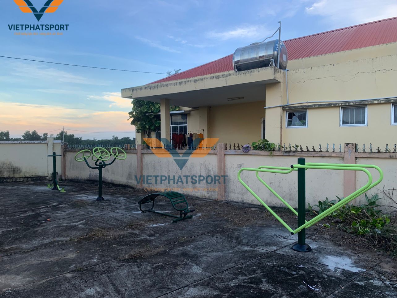 Sở VHTT&DL tỉnh Bình Thuận đầu tư dụng cụ thể thao ngoài trời cho 4 xã trên địa bàn