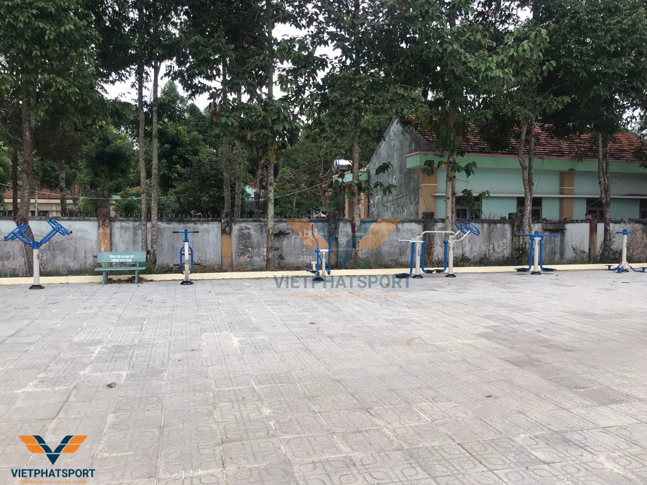 Việt Phát Sport Hoàn Thành Lắp Đặt 41 Máy Tập Ngoài Trời Tại Chơn Thành