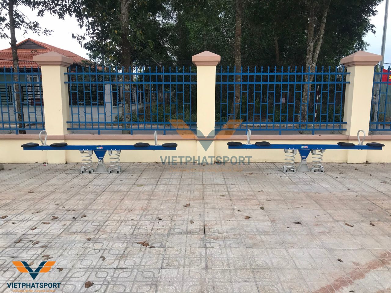 Việt Phát Sport Hoàn Thành Lắp Đặt 41 Máy Tập Ngoài Trời Tại Chơn Thành