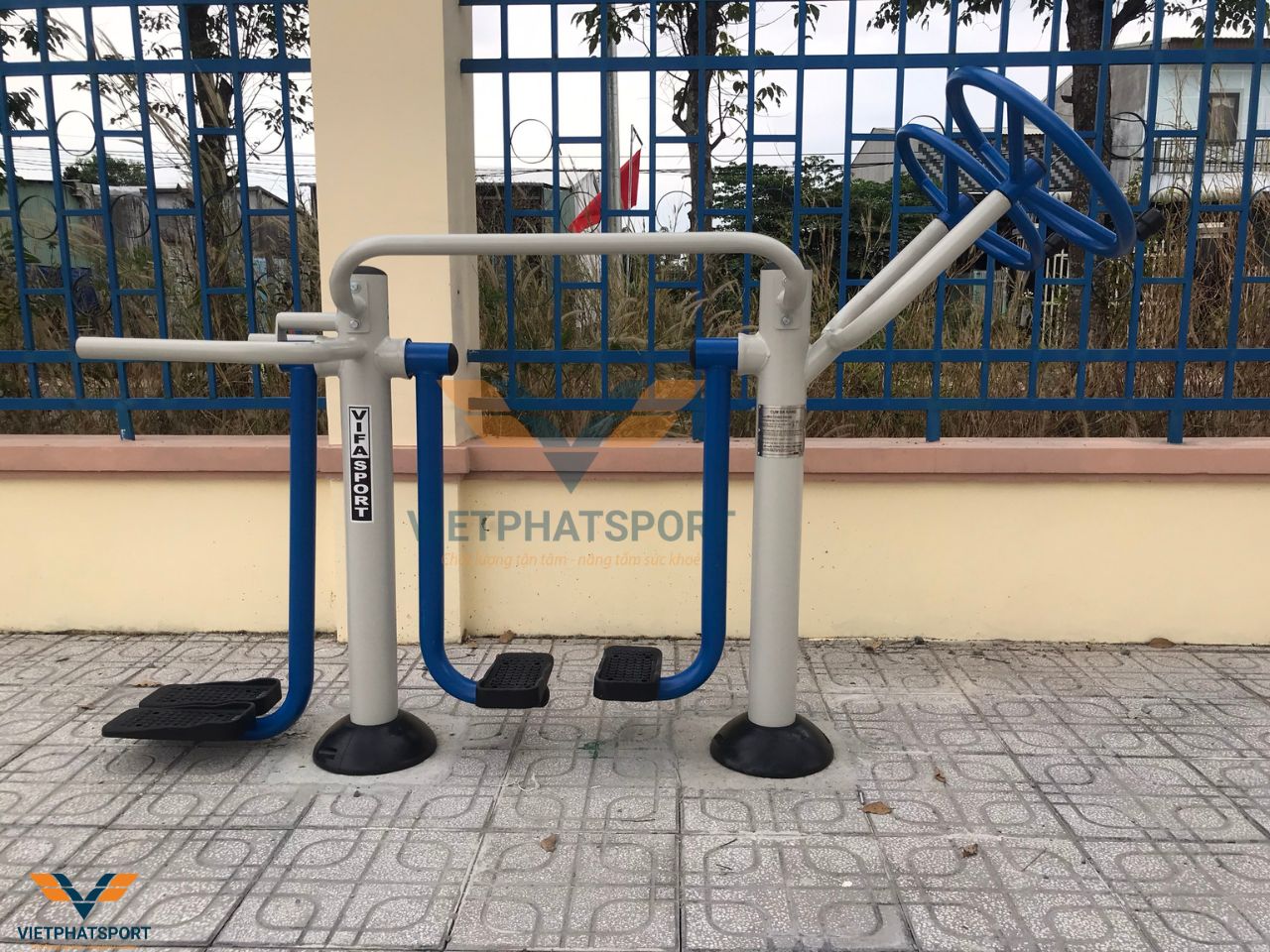 Việt Phát Sport Hoàn Thành Lắp Đặt 41 Máy Tập Ngoài Trời Tại Chơn Thành