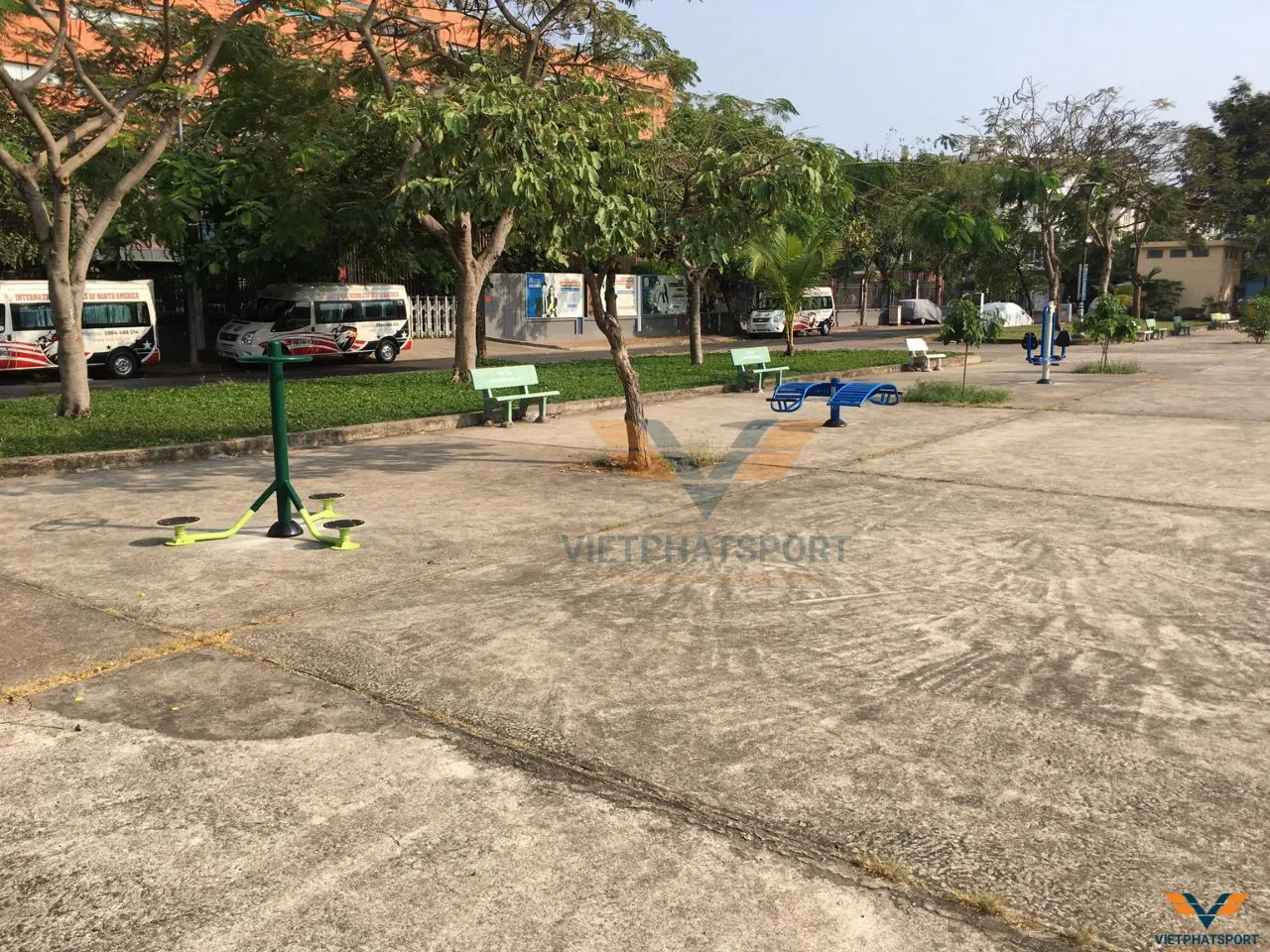 Công Viên Bình Hưng TP.HCM Lắp Máy Tập Thể Dục Ngoài Trời