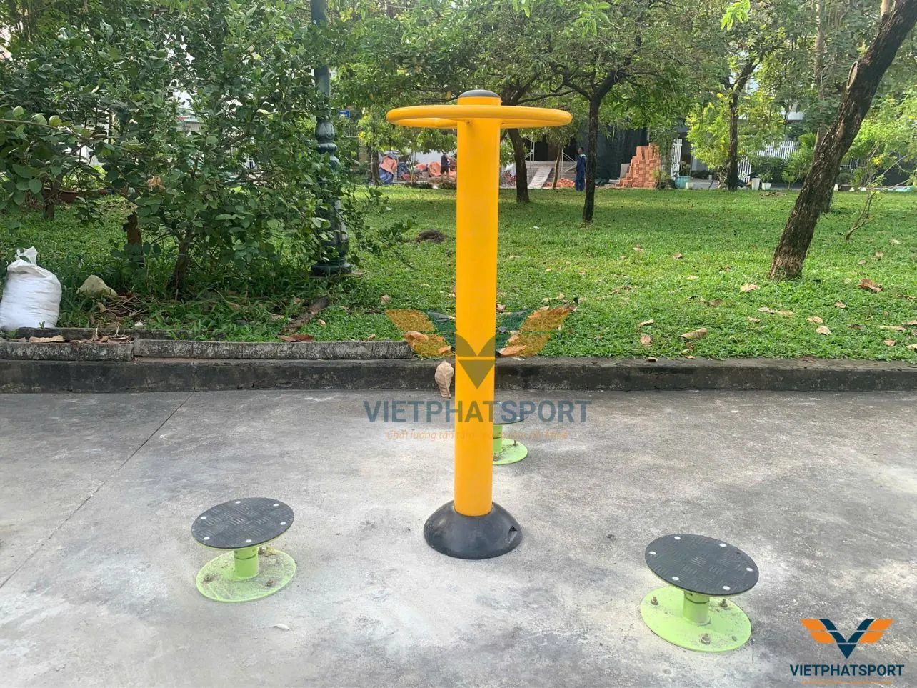 Công Viên Bình Hưng TP.HCM Lắp Máy Tập Thể Dục Ngoài Trời