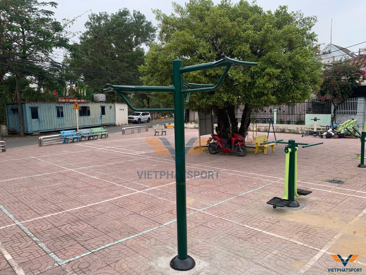 Công viên Phú Hòa thu hút người dân với máy tập ngoài trời