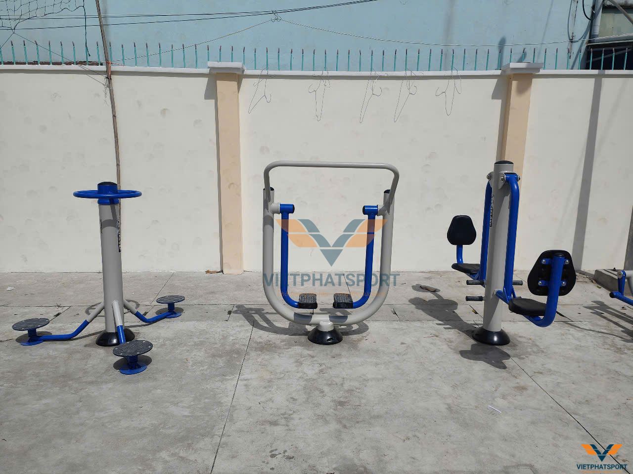 Dụng cụ thể thao ngoài trời tại Nhà văn hóa Cái Bè Tiền Giang
