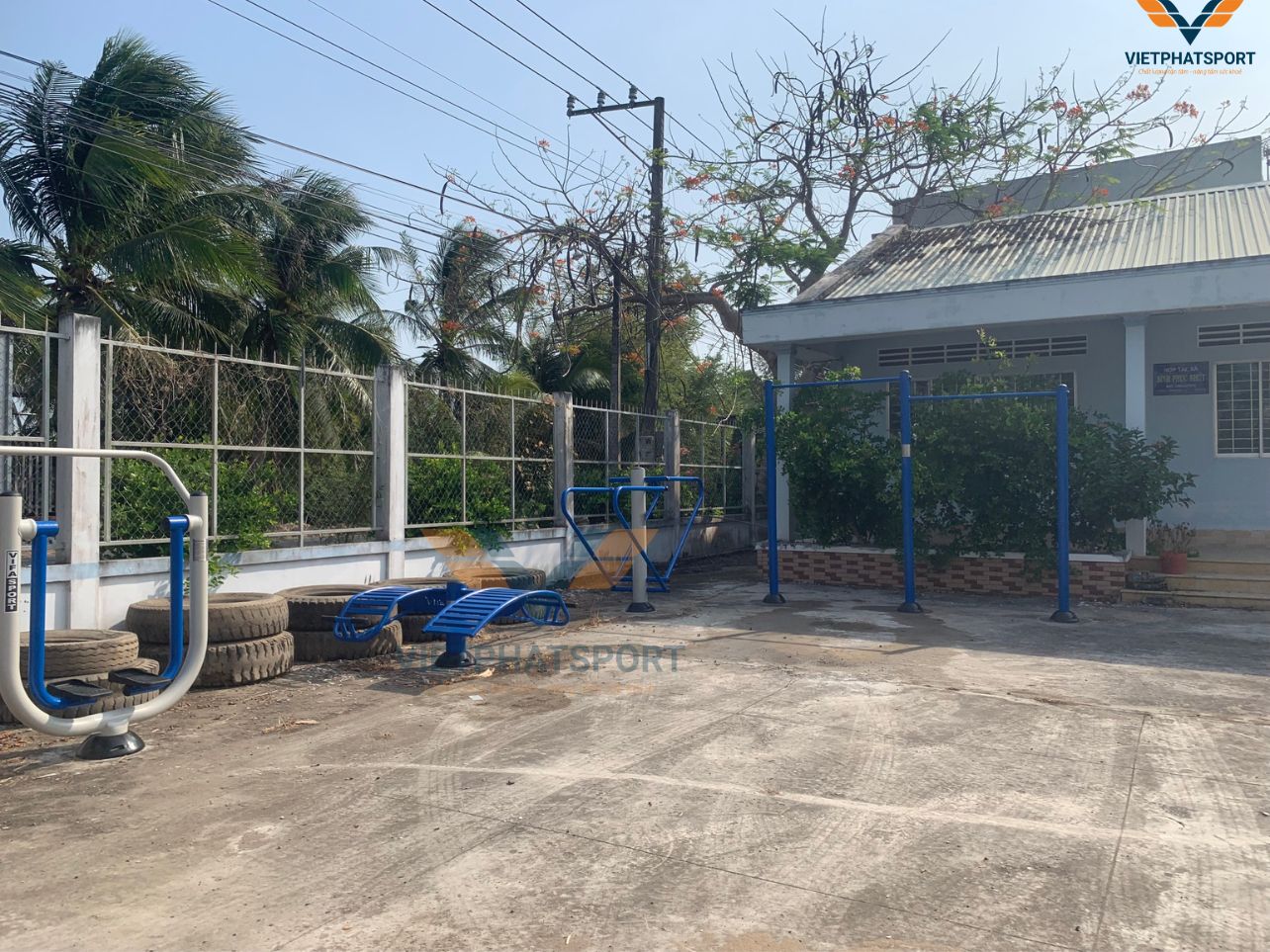 Hoàn Thành Lắp Đặt Máy Tập Công Cộng Tại Xã Bình Phục Nhứt