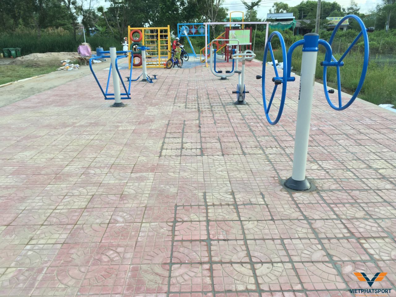 Máy Tập Thể Dục Ngoài Trời Đã Về Xã Tam Giang Tây, Cà Mau