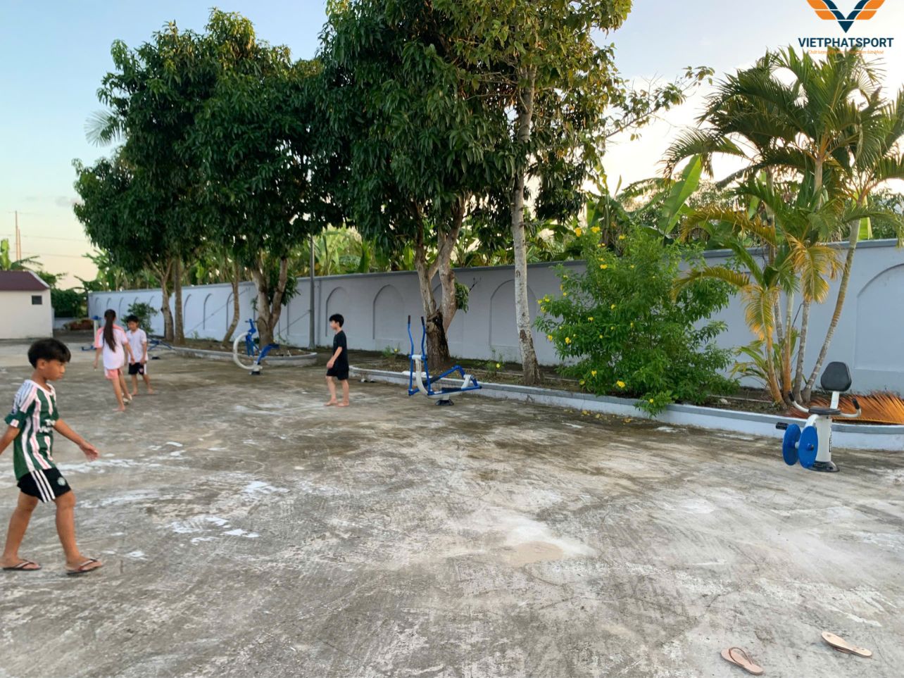 Phú Vĩnh Tây, Bạc Liêu Hoàn Thiện Tiêu Chí Nông Thôn Mới Với Dụng Cụ Thể Thao Ngoài Trời
