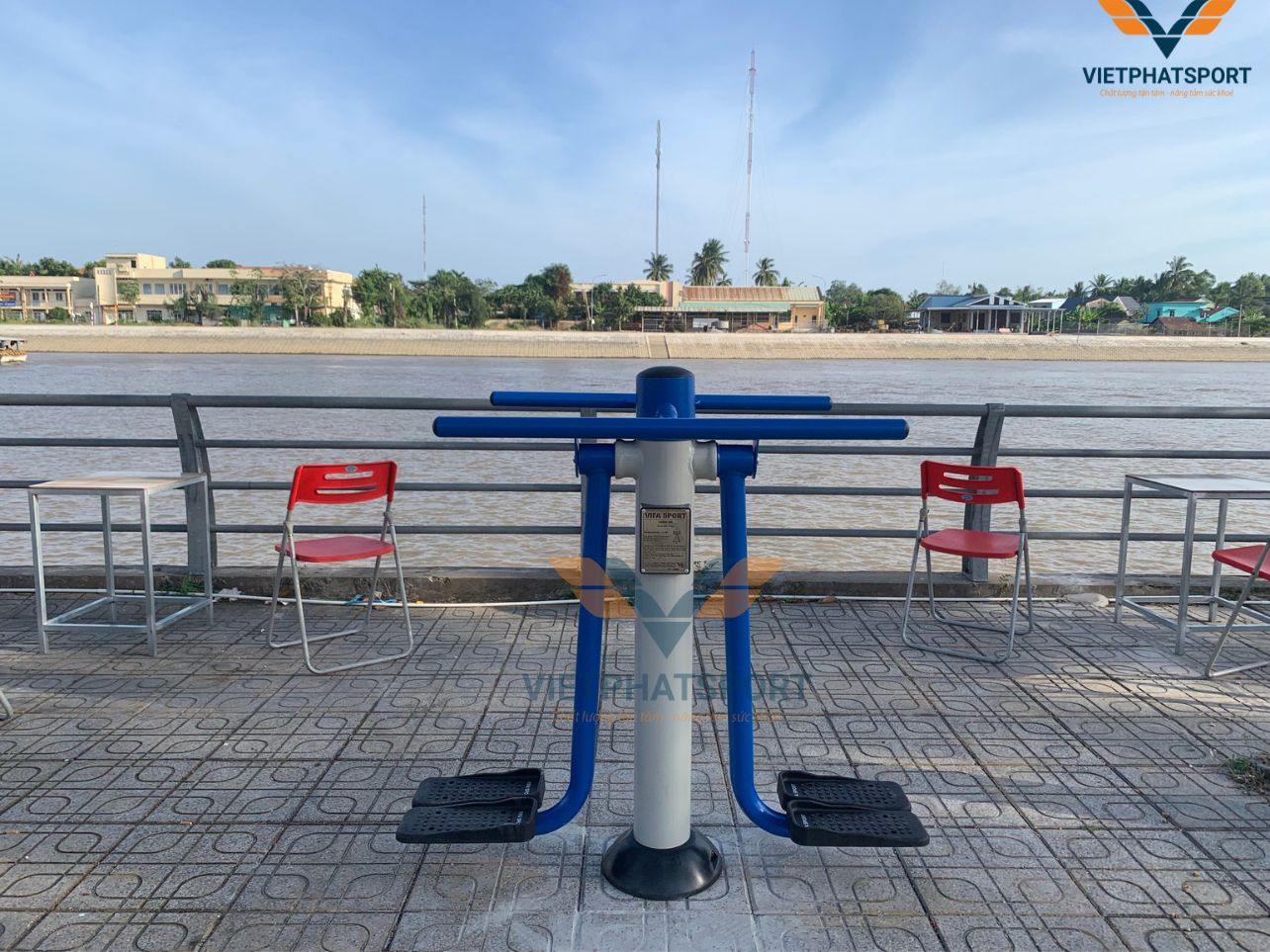 TT Chợ Gạo, Tiền Giang Đạt Chuẩn Nông Thôn Mới Nâng Cao Với Máy Tập Ngoài Trời