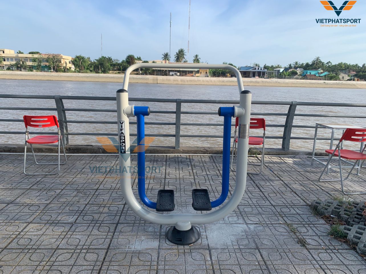 TT Chợ Gạo, Tiền Giang Đạt Chuẩn Nông Thôn Mới Nâng Cao Với Máy Tập Ngoài Trời
