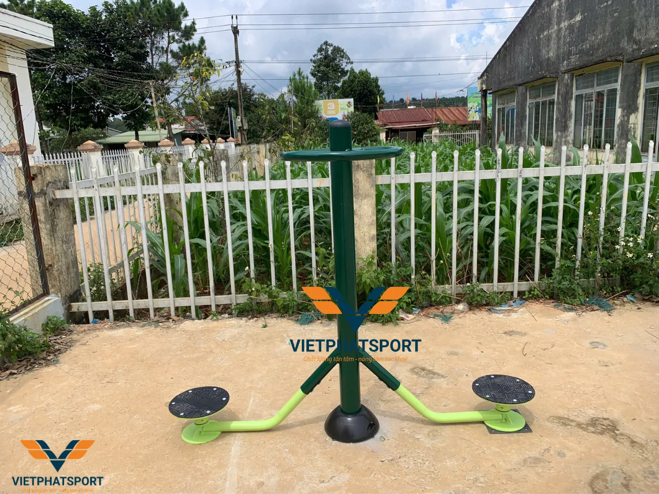 UBND Xã Đắk Nia, Đắk Nông Đầu Tư Máy Tập Ngoài Trời
