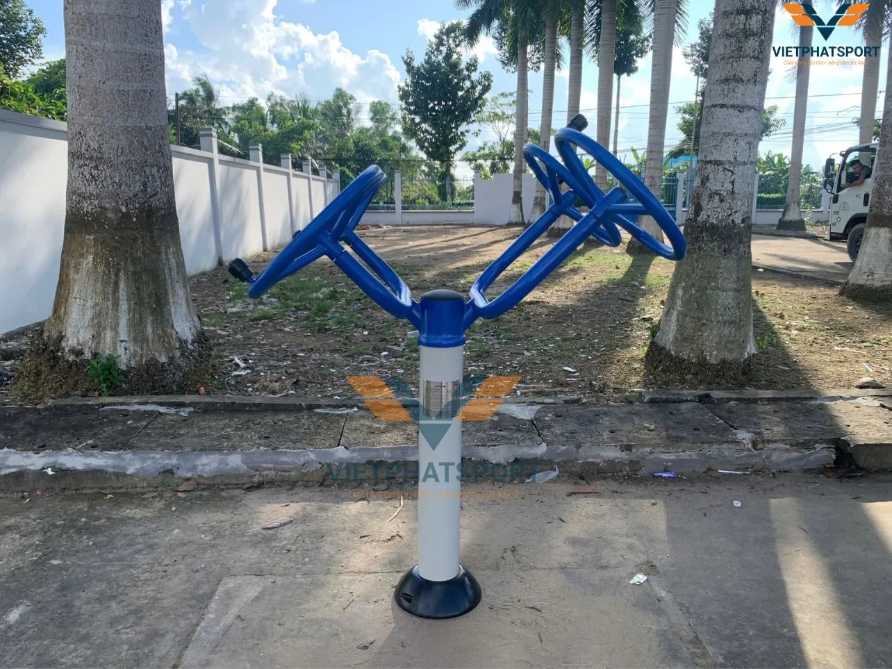 UBND Xã Phú Vĩnh Đông, Bạc Liêu Trang Bị Máy Tập Công Viên