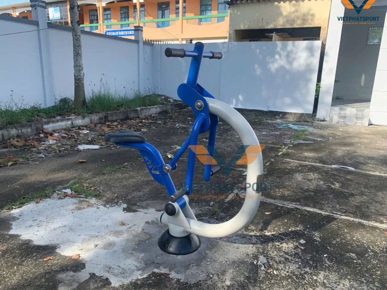 UBND Xã Phú Vĩnh Đông, Bạc Liêu Trang Bị Máy Tập Công Viên