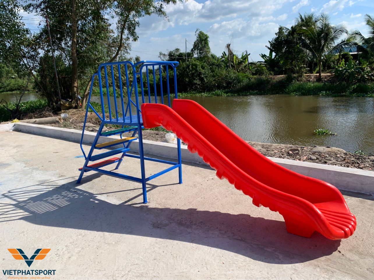Việt Phát Sport lắp đặt máy tập công viên tại xã Thủy Đông và Thủy Tây