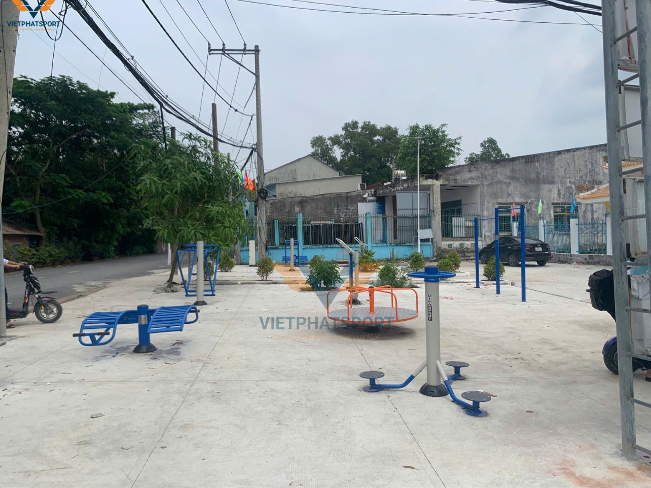 Xã Bình Lợi, TP.HCM lắp đặt 42 máy tập thể dục ngoài trời
