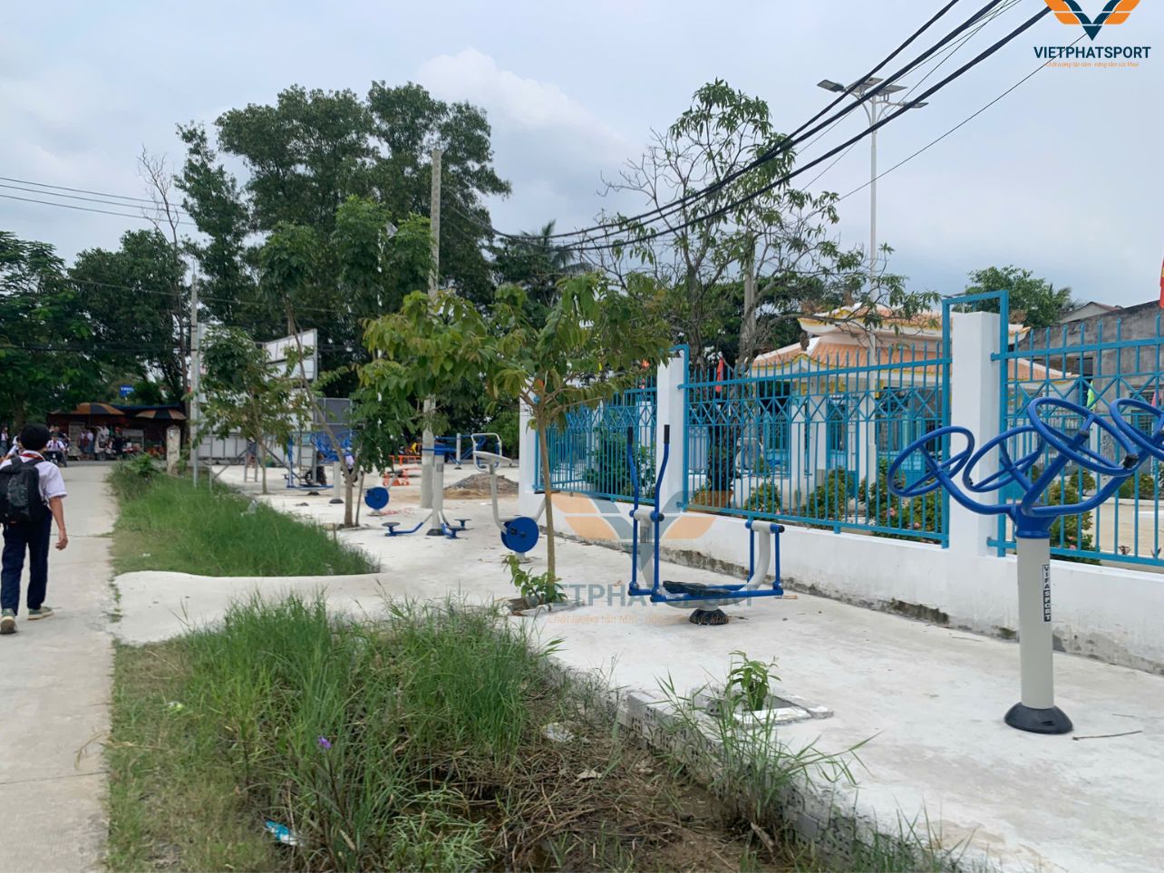 Xã Bình Lợi, TP.HCM lắp đặt 42 máy tập thể dục ngoài trời