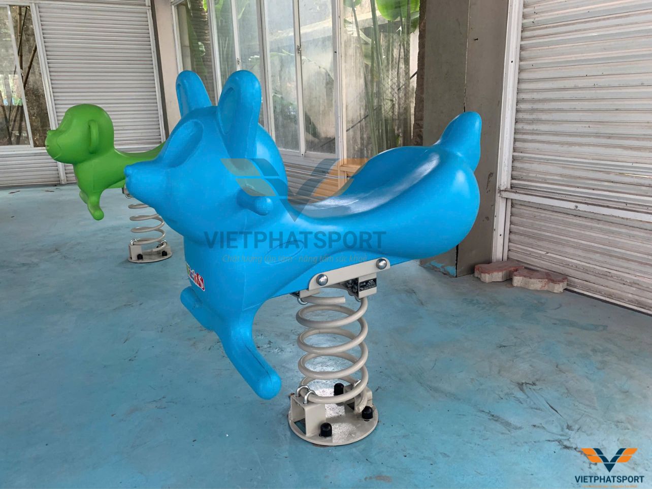 Công Viên Tao Đàn Nổi Bật Với Thiết Bị Vui Chơi Trẻ Em