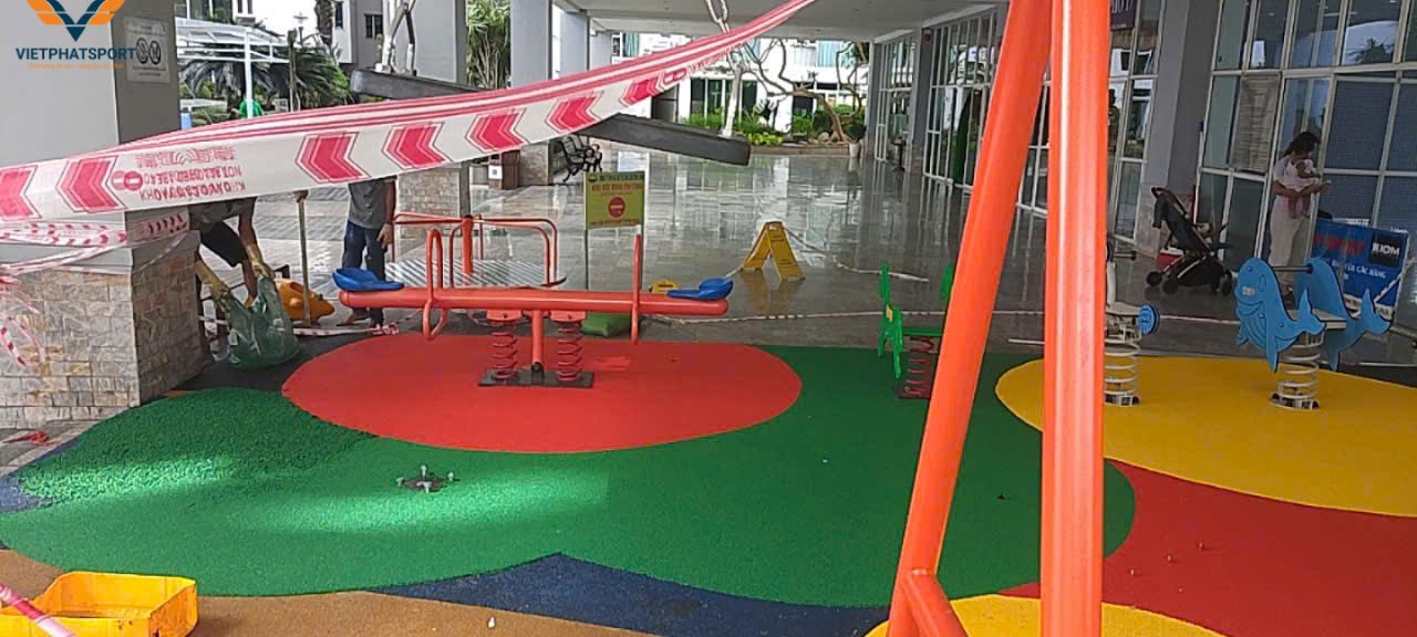 Hoàn thiện sân cao su EPDM trẻ em tại Hoàng Anh River View