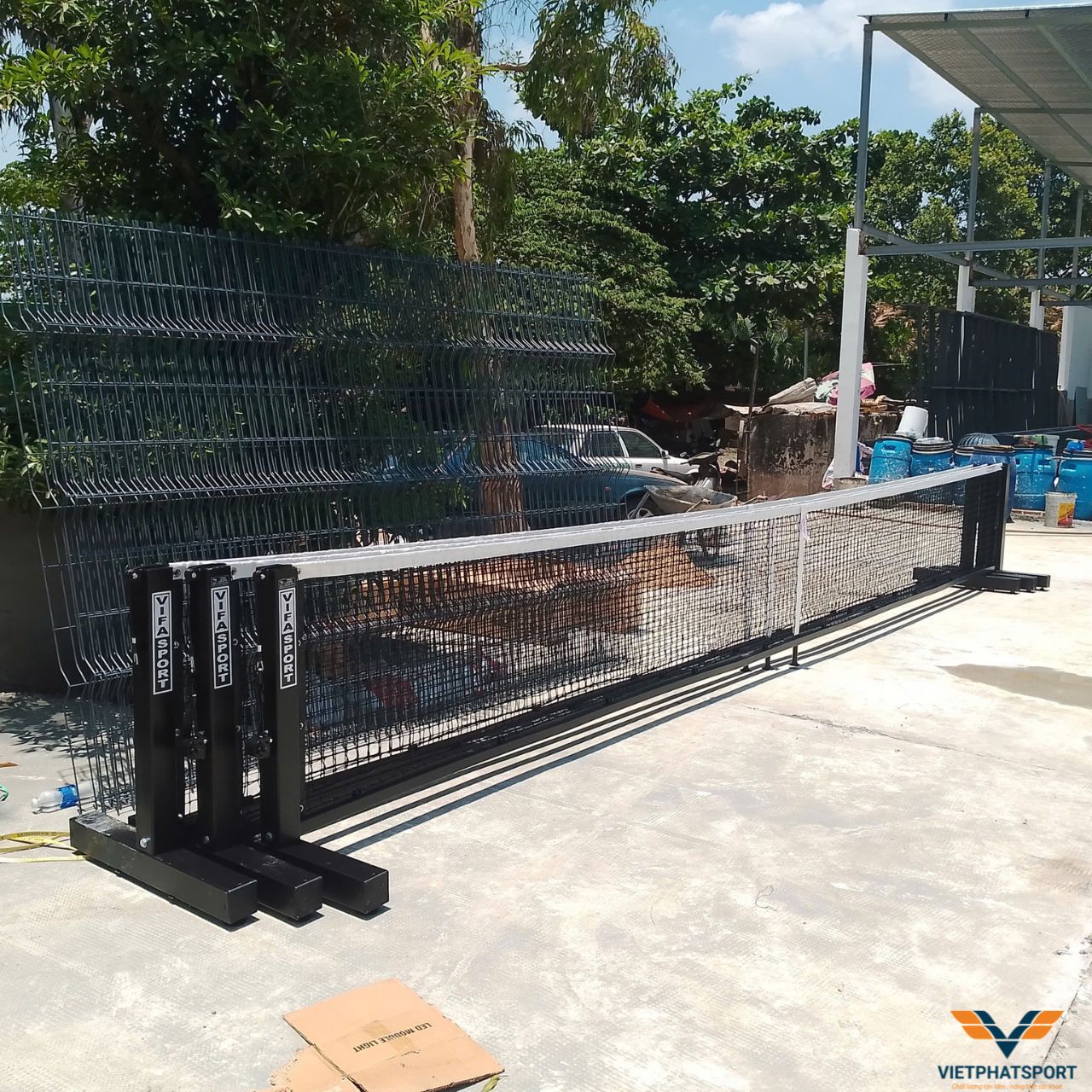 Sân Riverside TP.HCM lắp đặt trụ lưới Pickleball Việt Phát Sport