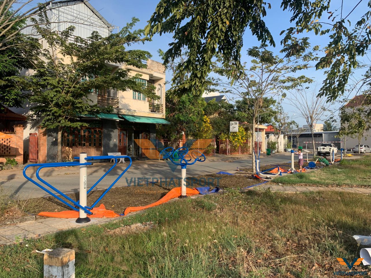 Xã Long Bình Điền nâng cấp tiện ích với dụng cụ công viên