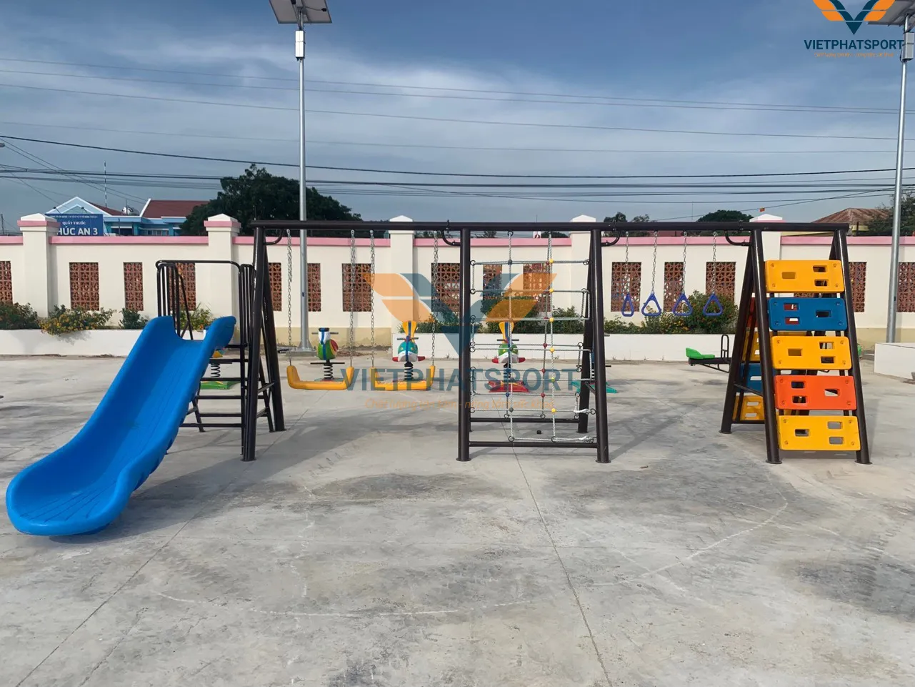 Xã Phú Lạc, Bình Thuận Lắp Đặt Khu Liên Hợp Thể Thao Ngoài Trời