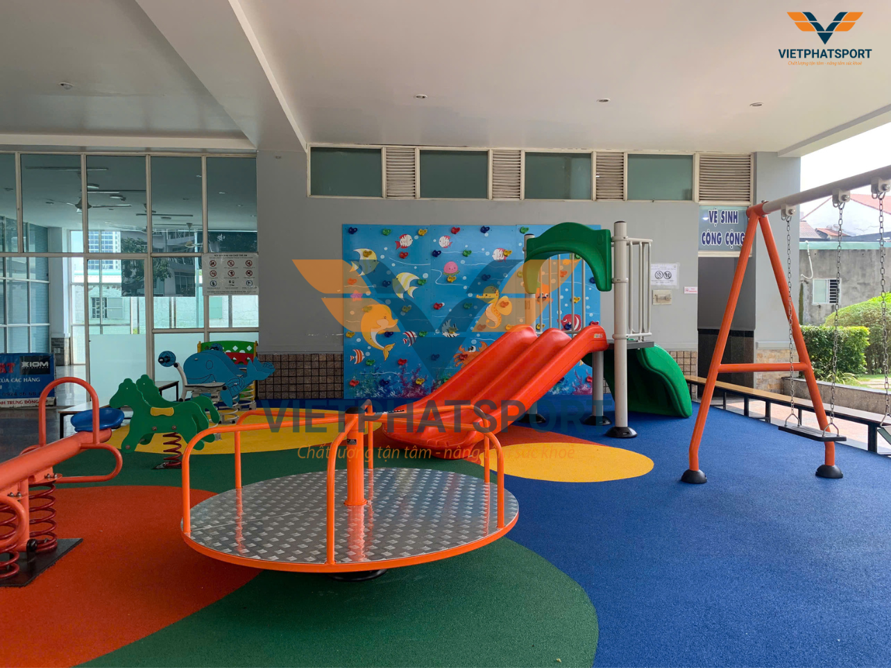 Chung cư Hoàng Anh River View hoàn thiện lắp đặt sân chơi trẻ em