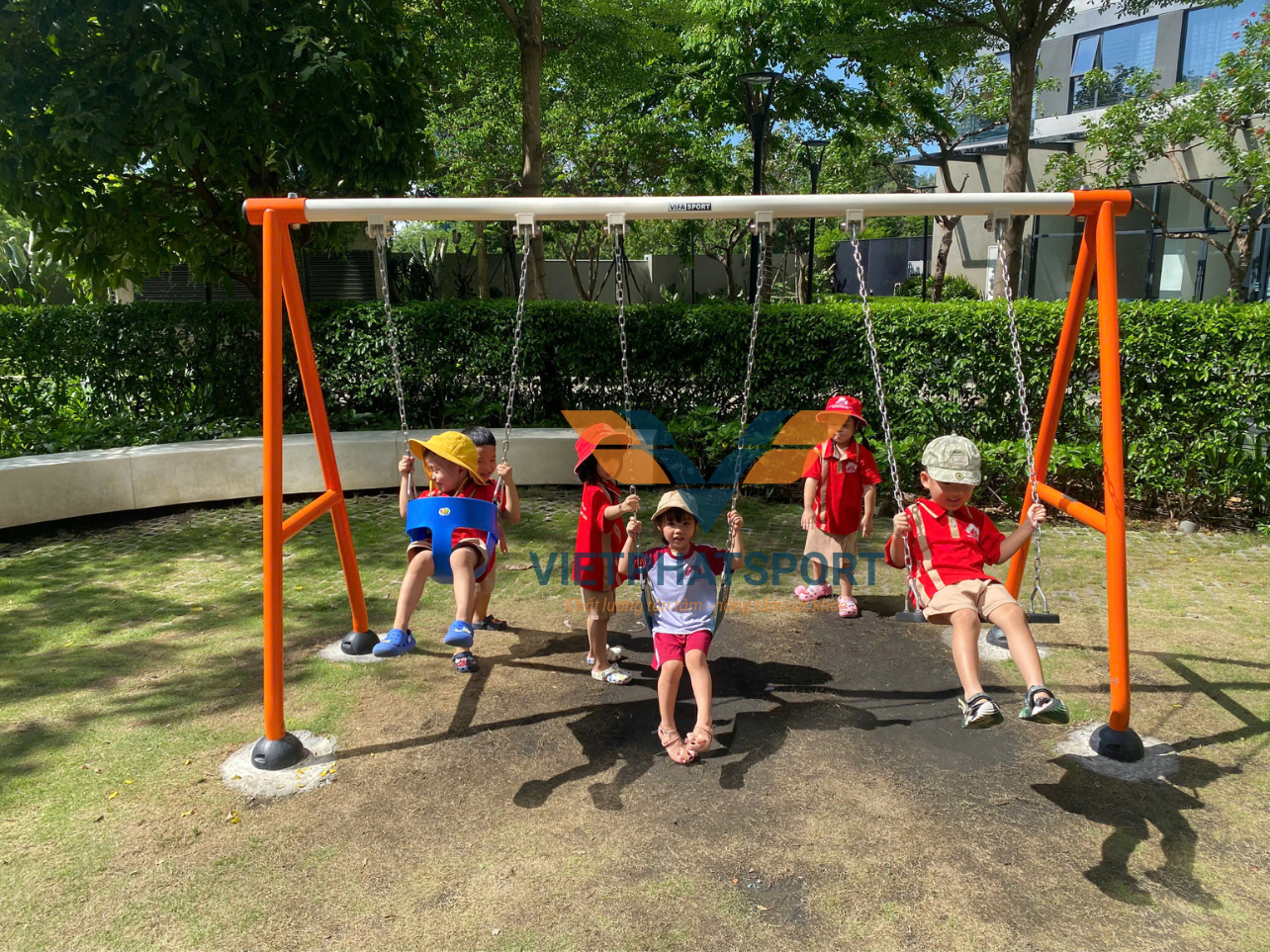 Lắp đặt cụm vận động liên hoàn tại Chung cư Kingdom 101, Quận 10, TP. HCM