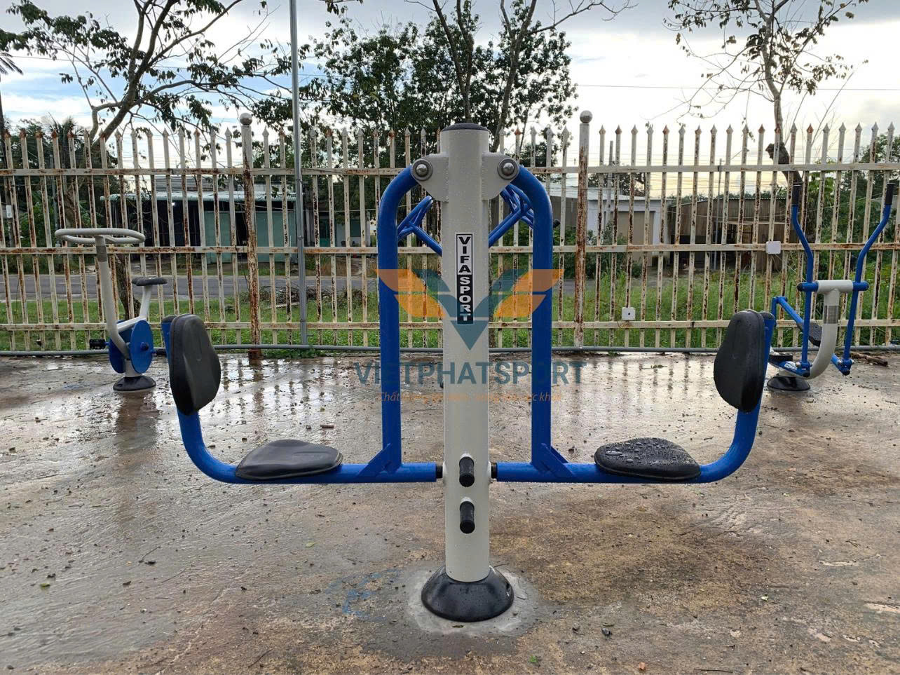 Lắp đặt máy tập công viên cho Giáo xứ Tân Hiệp