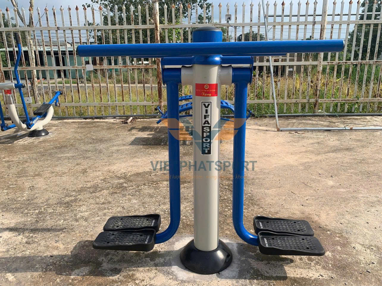 Lắp đặt máy tập công viên cho Giáo xứ Tân Hiệp