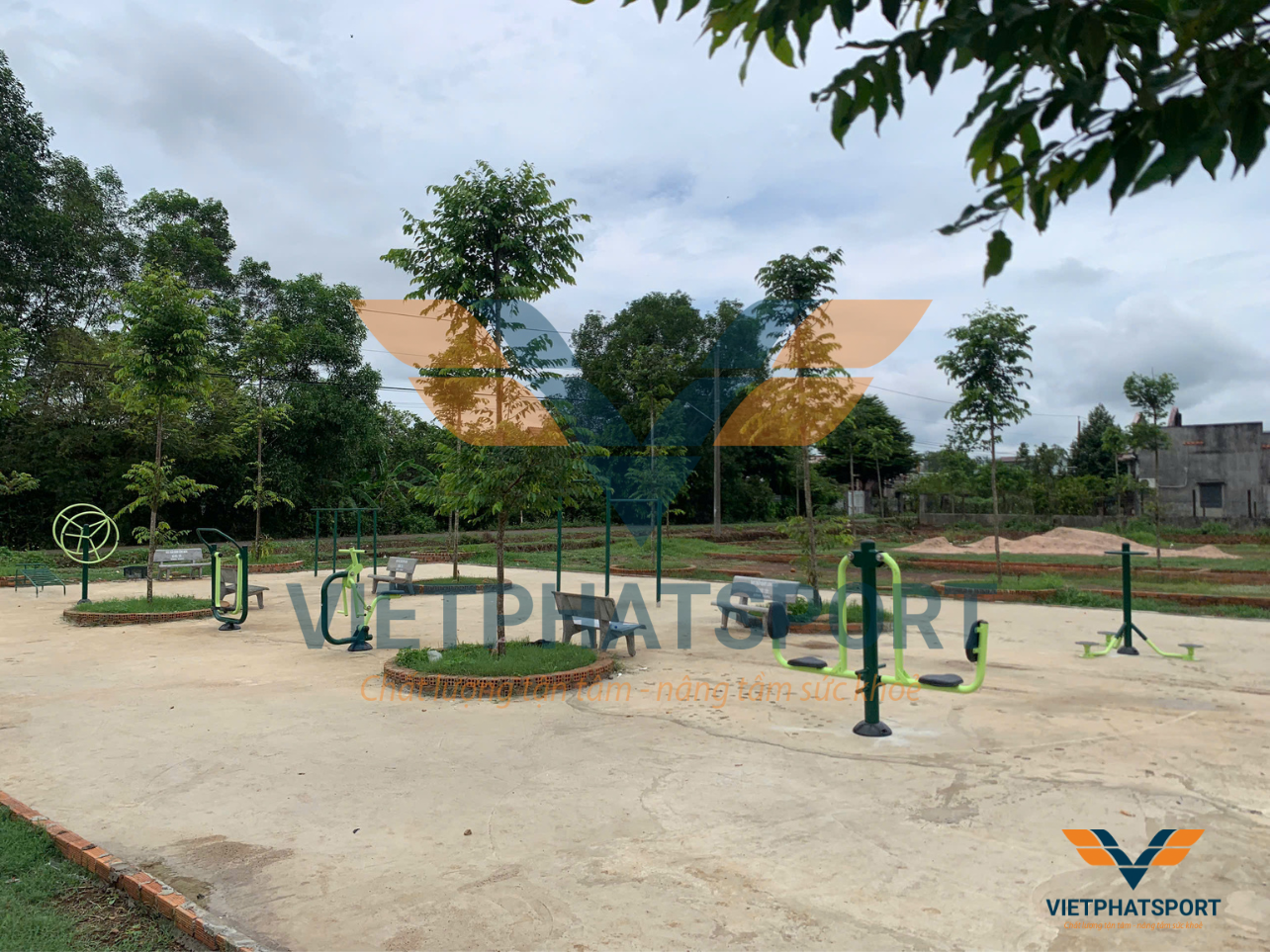 Lắp đặt máy tập ngoài trời tại xã Đức Tín, huyện Đức Linh, tỉnh Bình Thuận