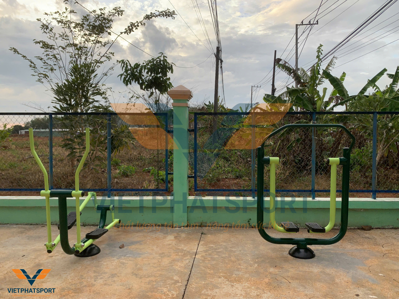 5 Thôn của Xã Phước Tân, huyện Phú riềng, Tỉnh Bình Phước trang bị cho bà con máy tập thể thao ngoài trời