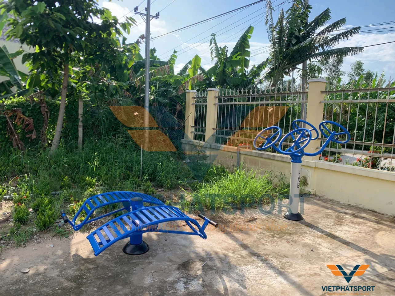 Xã Tân Mỹ, huyện Thanh Bình, tỉnh Đồng Tháp hoàn thành việc Lắp đặt máy tập công viên ngoài trời cho bà con trong xã