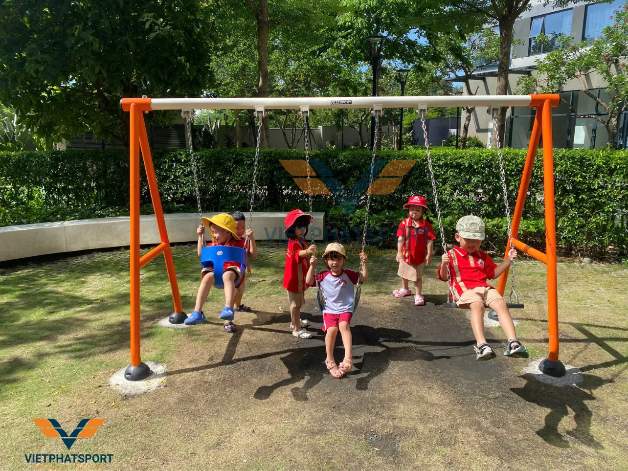 Lắp đặt cụm vận động liên hoàn tại Chung cư Kingdom 101, Quận 10, TP. HCM