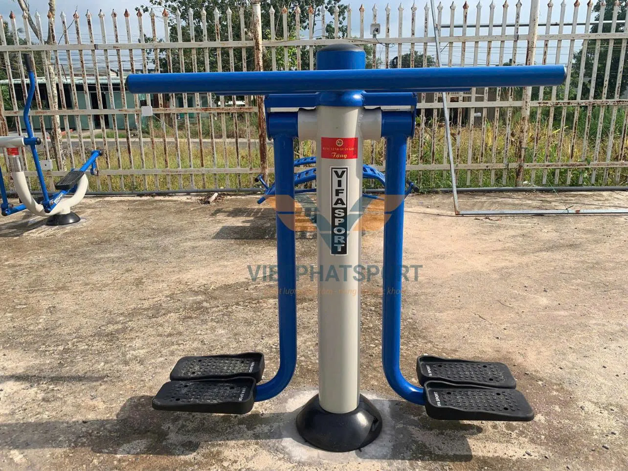 Lắp đặt máy tập công viên cho Giáo xứ Tân Hiệp, tỉnh Đồng Nai