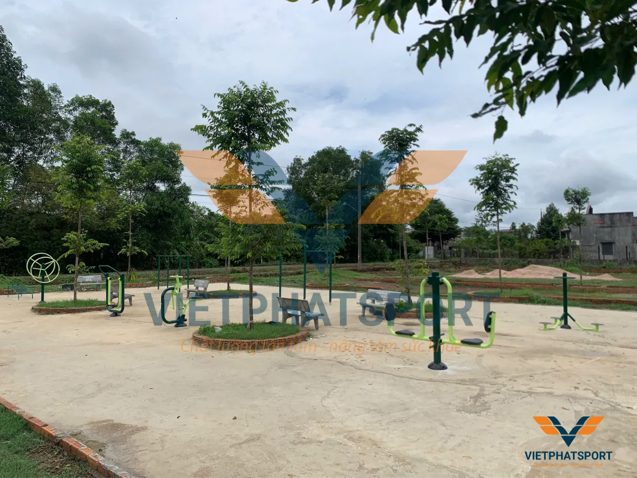 Lắp đặt máy tập ngoài trời tại xã Đức Tín, huyện Đức Linh, tỉnh Bình Thuận