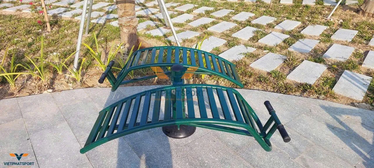 UBND xã Xuân Thọ 2, Phú Yên đầu tư lắp đặt 2 khu máy tập công viên tại Công viên của xã