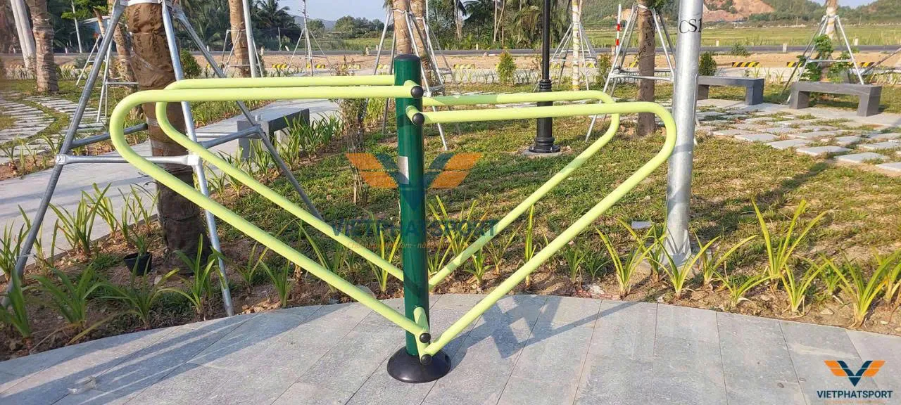 UBND xã Xuân Thọ 2, Phú Yên đầu tư lắp đặt 2 khu máy tập công viên tại Công viên của xã