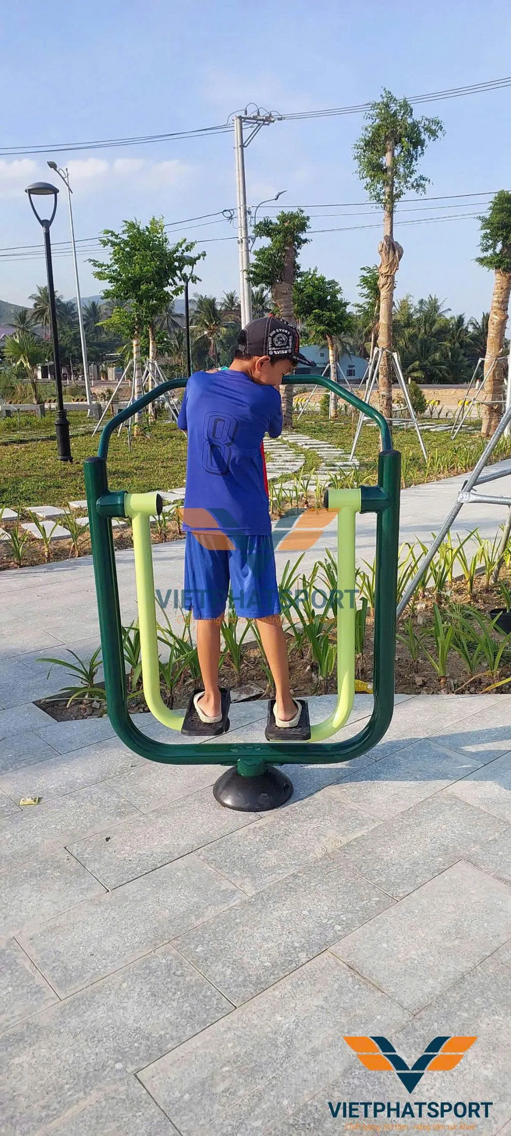 UBND xã Xuân Thọ 2, Phú Yên đầu tư lắp đặt 2 khu máy tập công viên tại Công viên của xã