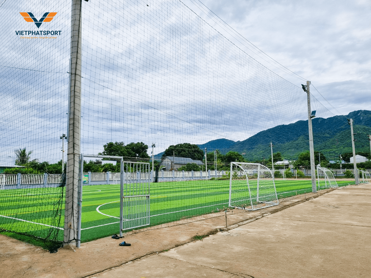 Thiết Bị Thể Thao Cho Sân Bóng Đá tại việt phát