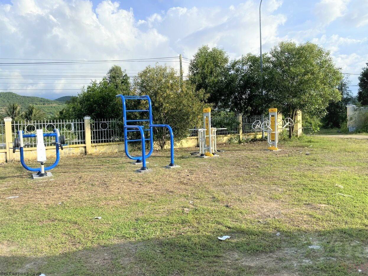 Thiết bị gym ngoài trời