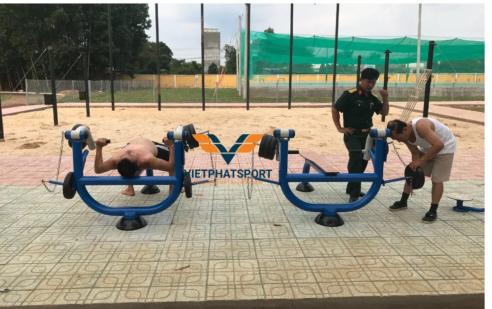 THIẾT BỊ ĐẨY TẠ GHẾ NGANG 711114