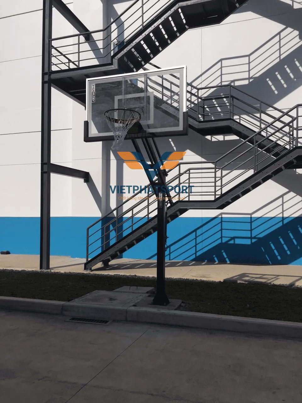 TRỤ BÓNG RỔ HOOP - USA