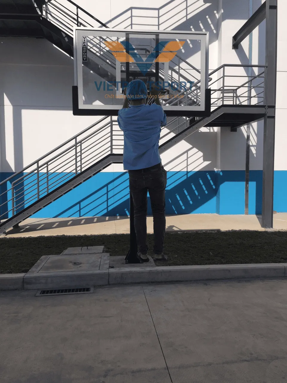 TRỤ BÓNG RỔ HOOP - USA